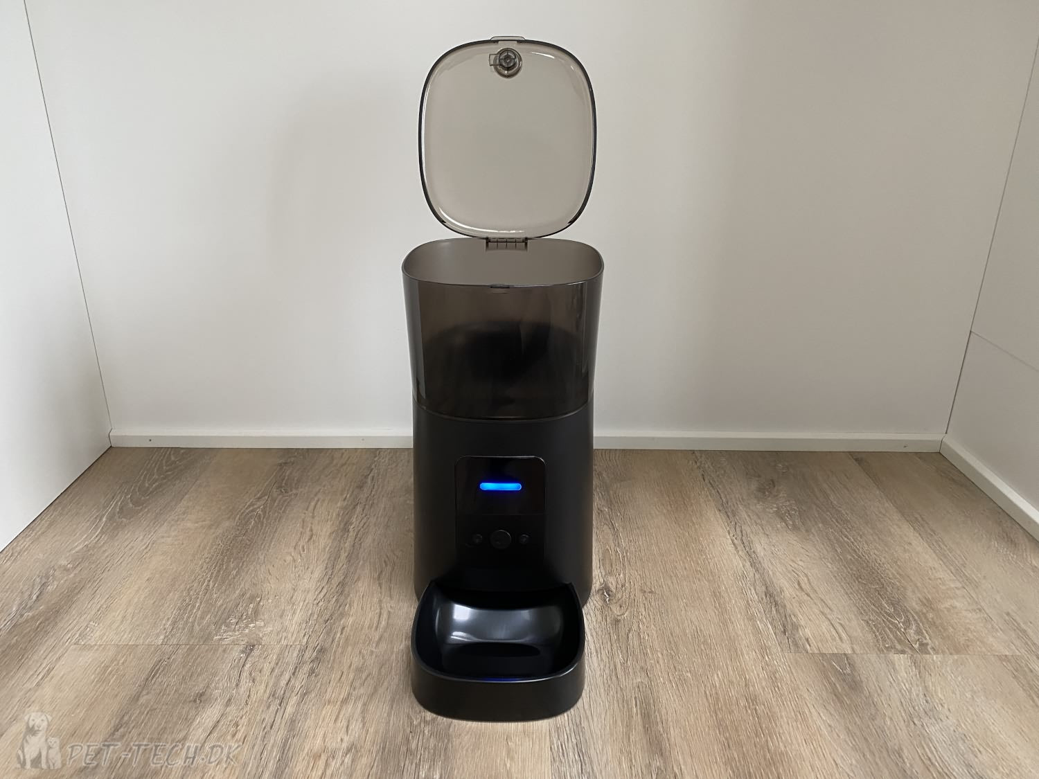 Foderautomat på 6 liter med app - sort