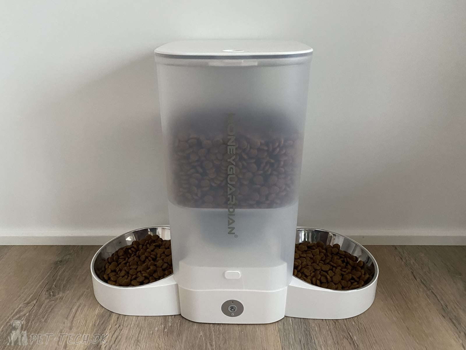 Foderautomat 5L med app til katte og mindre hunde