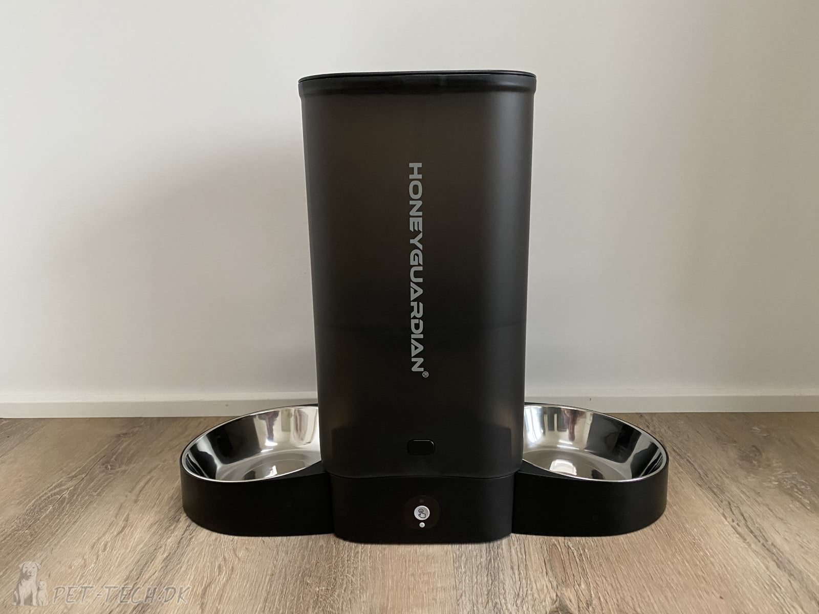 Foderautomat 5L med app til katte og mindre hunde