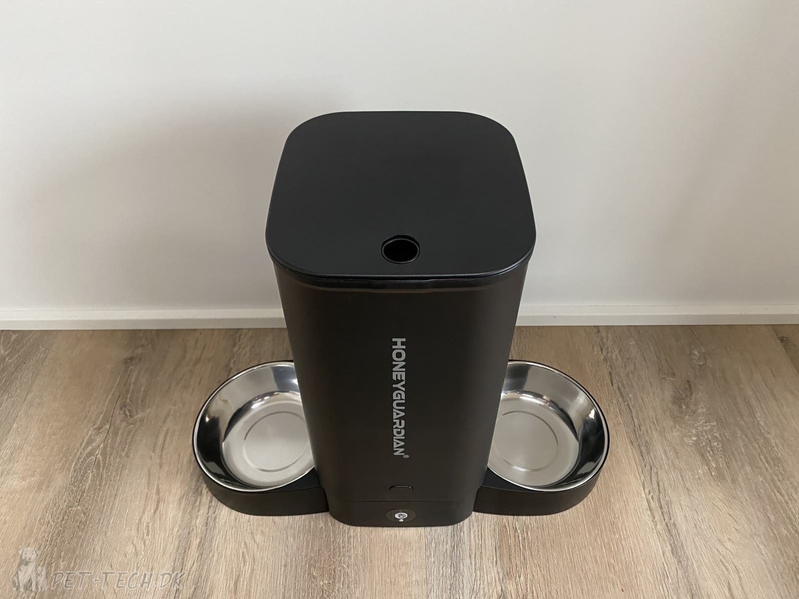 Foderautomat 5L med app til katte og mindre hunde