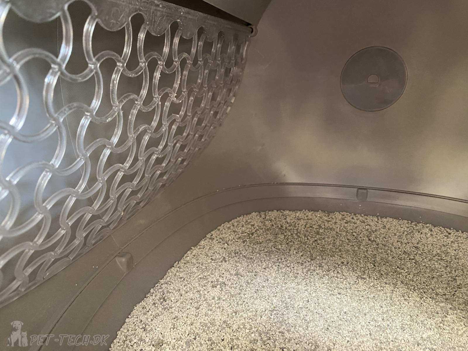 Selvrensende kattebakke fra Petree