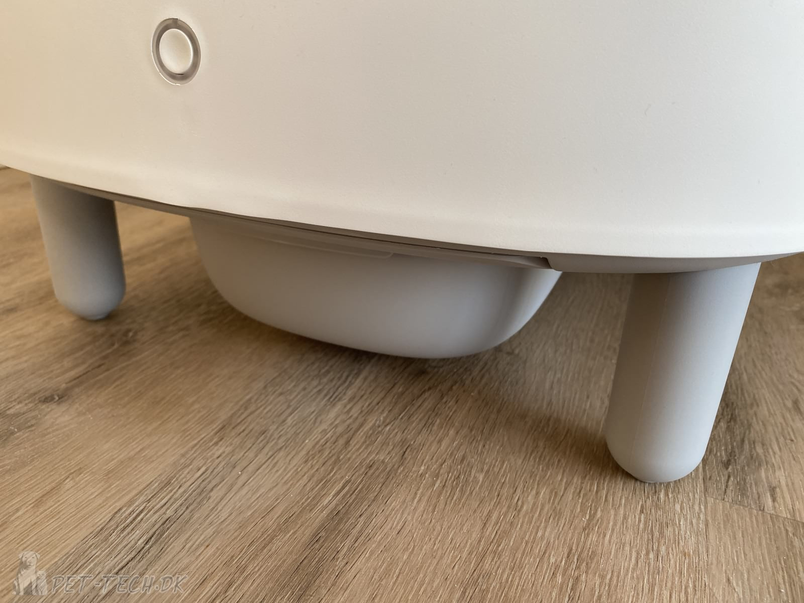 Selvrensende kattebakke fra Petree