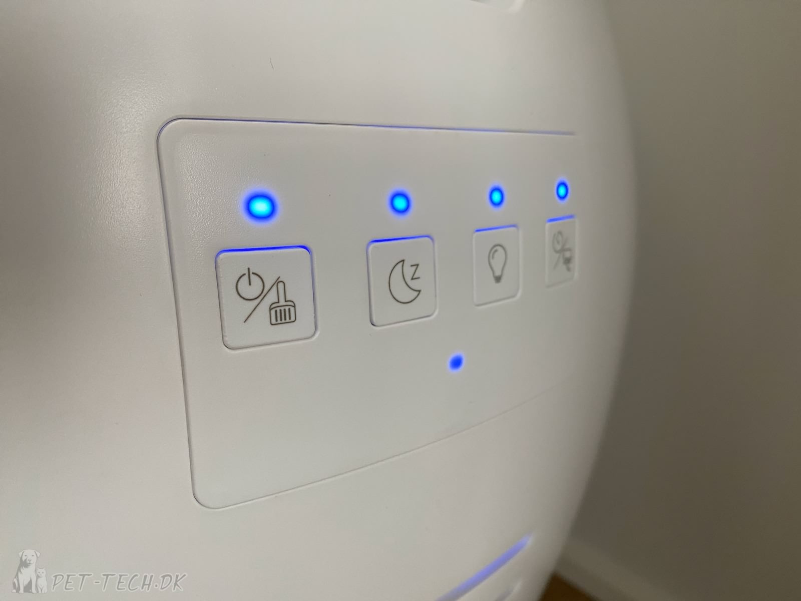 Stor Selvrensende Kattebakke med App og LED Belysning - Astropod PRO