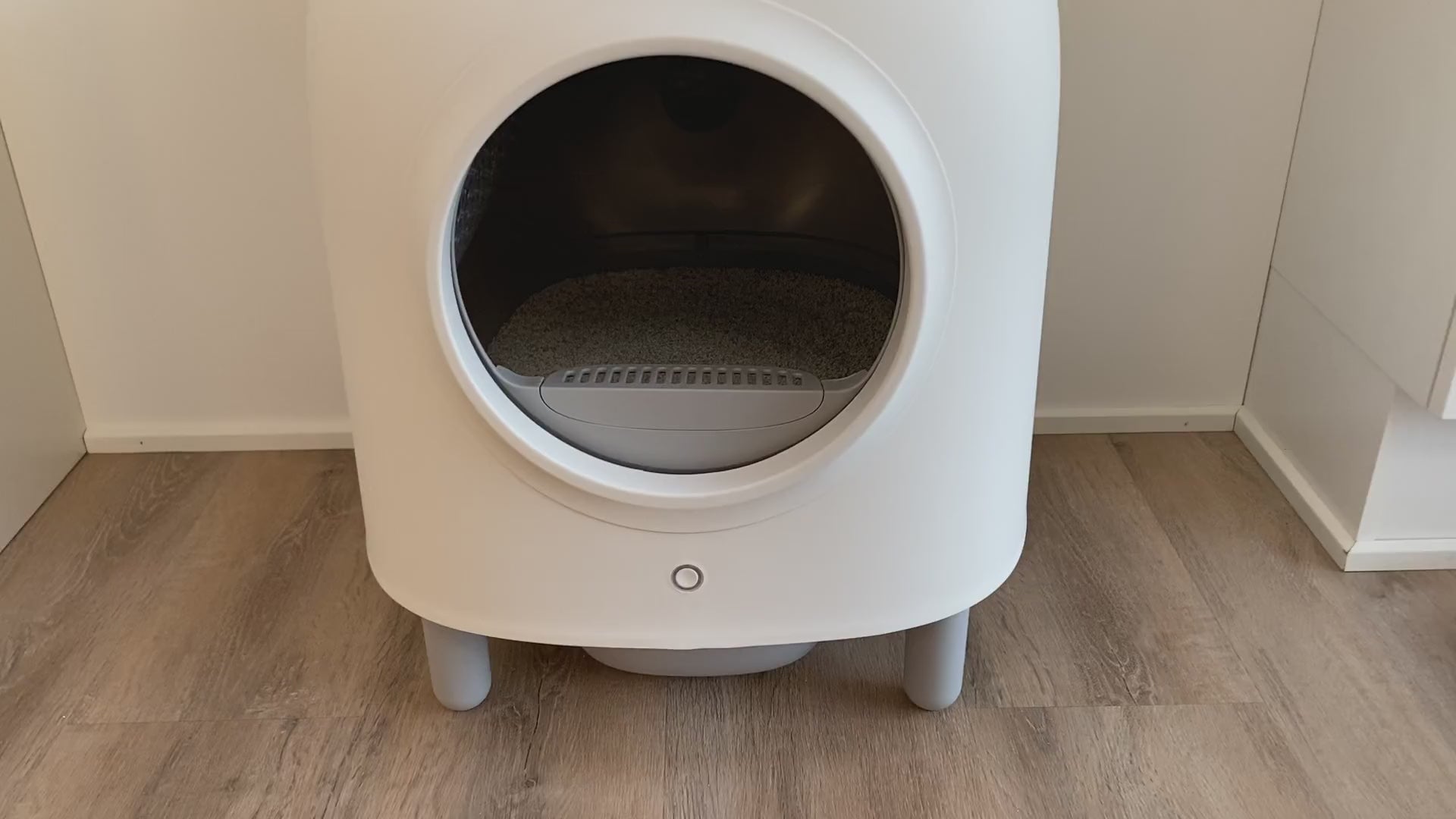 Selvrensende kattebakke fra Petree