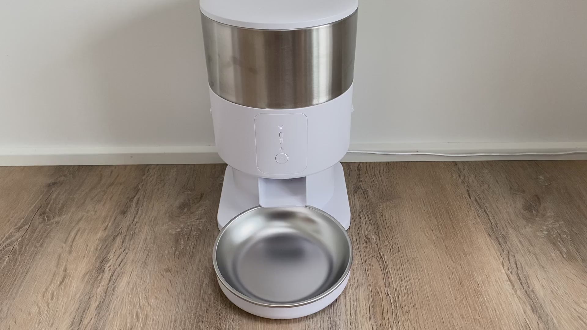 Smart kompakt foderautomat til katte og mindre hunde