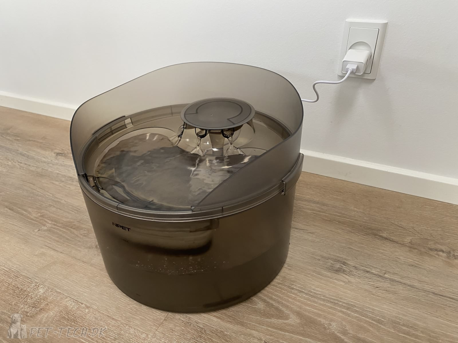 8L Jumbo Drikkefontæne til Større Hunde