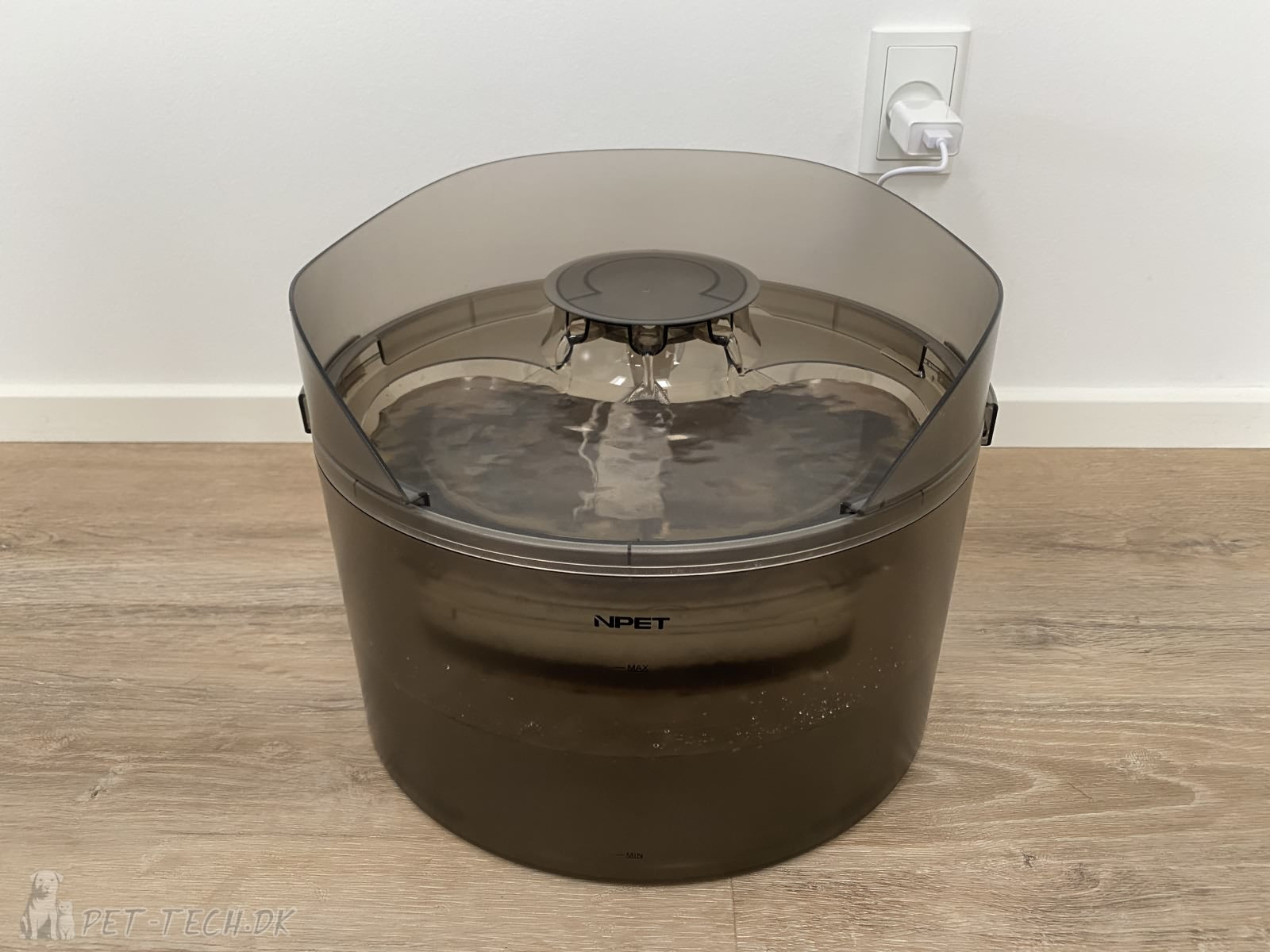 8L Jumbo Drikkefontæne til Større Hunde